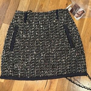 Self-Portrait Tweed Skirt - NavyBlue & White with touch of other colors sz 0 NEW